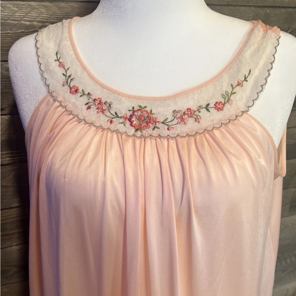 Vintage Lorraine Peach Nylon Nightgown Slip Dress M